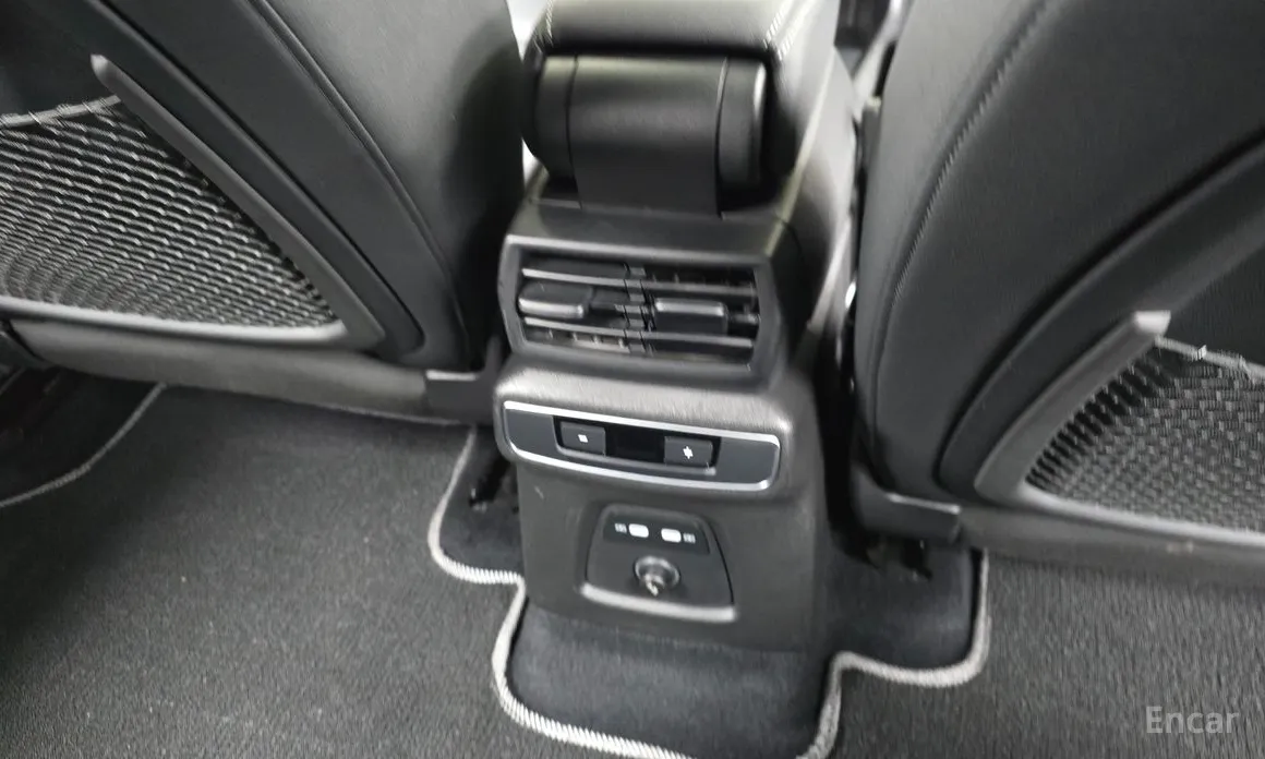 Audi Q4 e-tron 2022 40 Premium