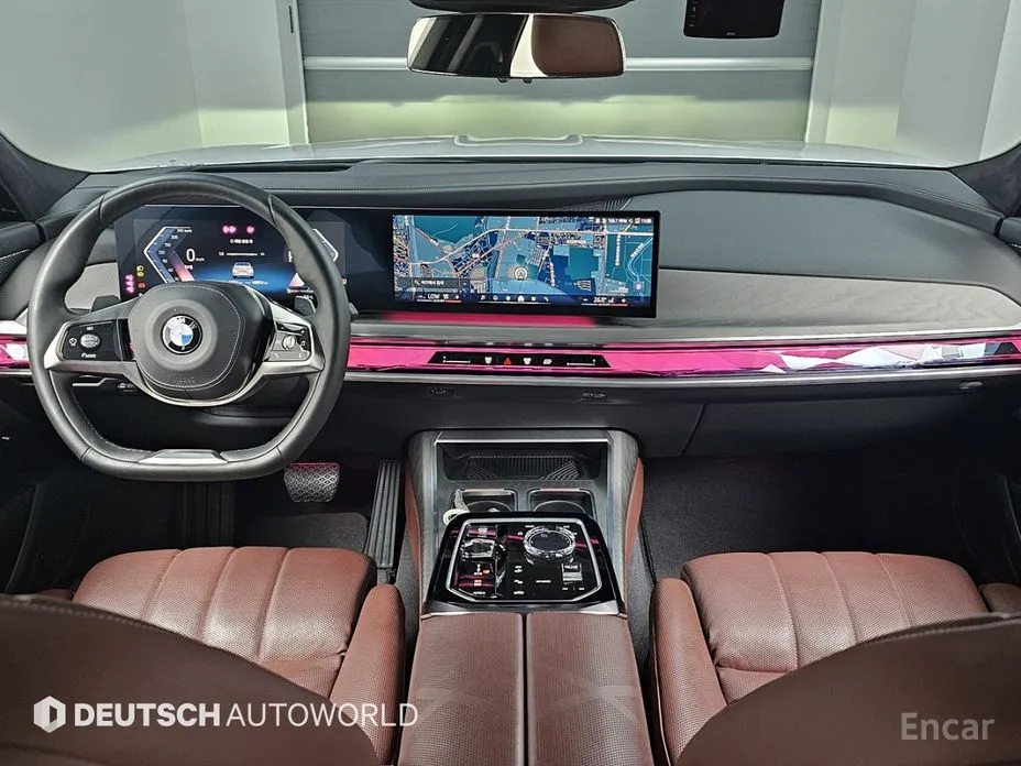 BMW 7 Series 2022 740i sDrive Design Pure Excellence