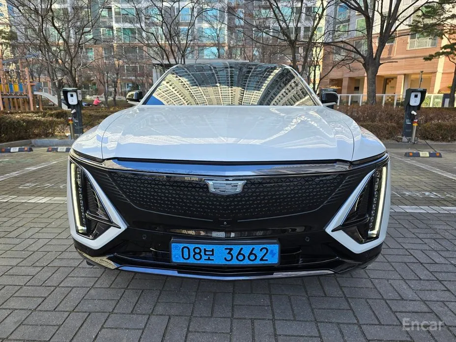 2024 Cadillac Lyriq