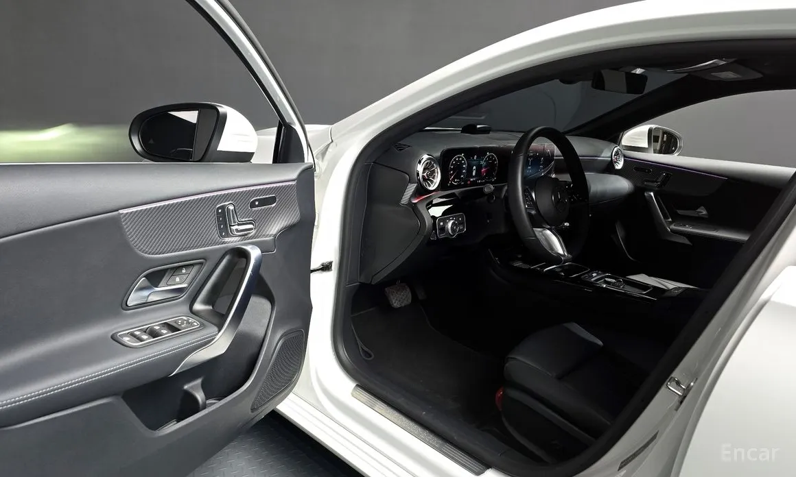 Mercedes-Benz A-Class 2019 A220 Hatchback