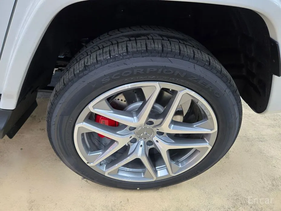 Mercedes-Benz G-Class 2024 AMG G63