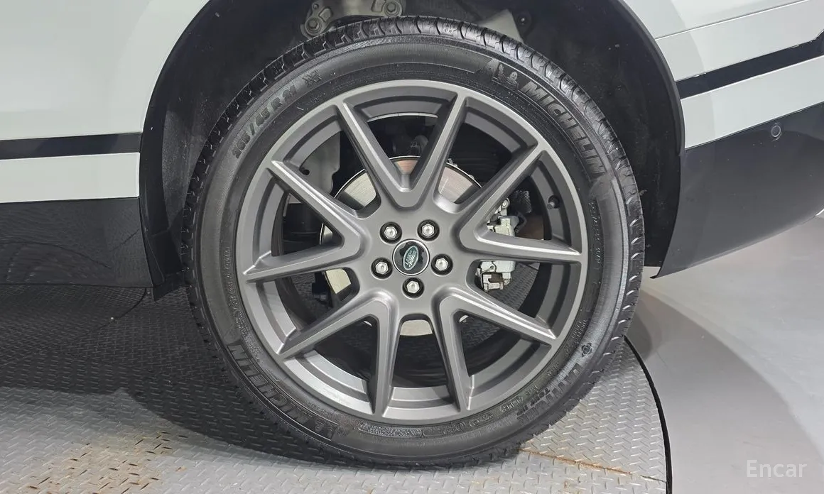 Land Rover Range Rover Velar 2017 3.0 P400 R-Dynamic HSE