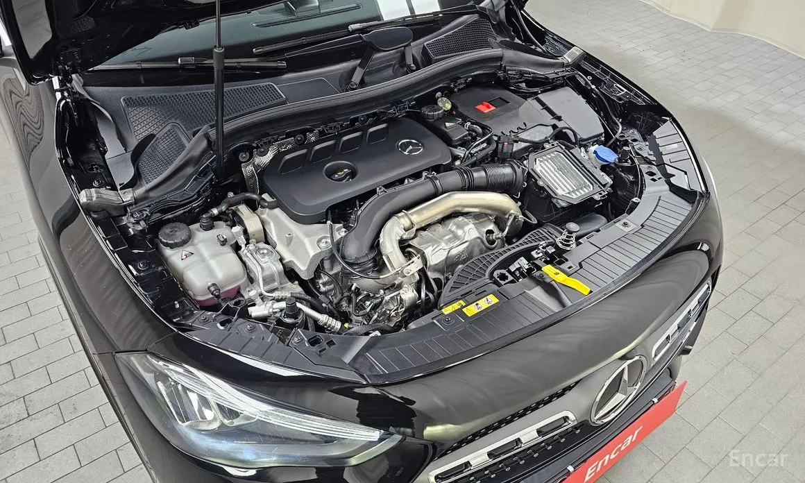 Mercedes-Benz GLA-Class 2020 GLA250 4MATIC