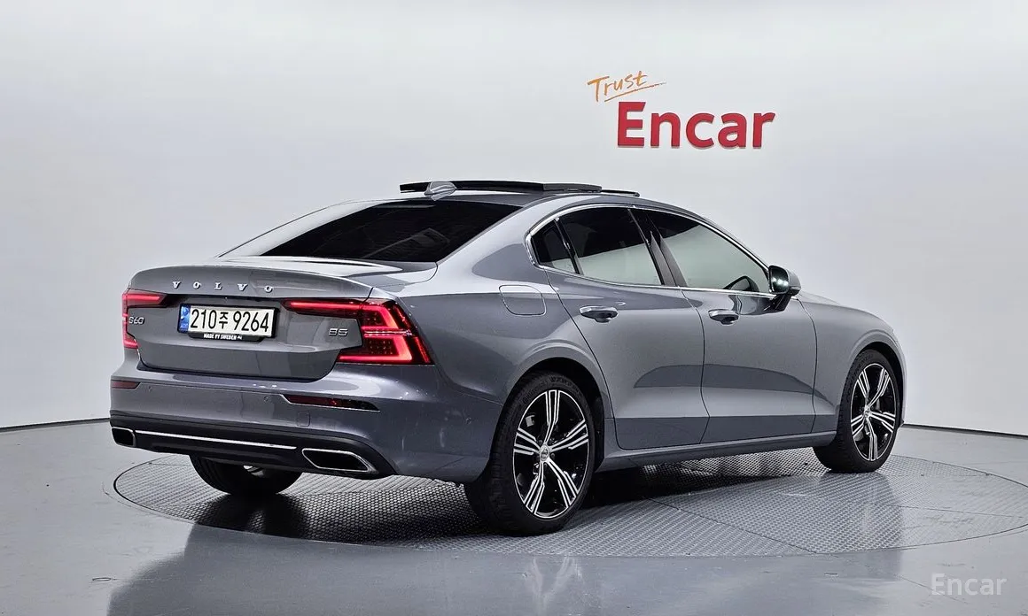 Volvo S60 2019 B5 Inscription