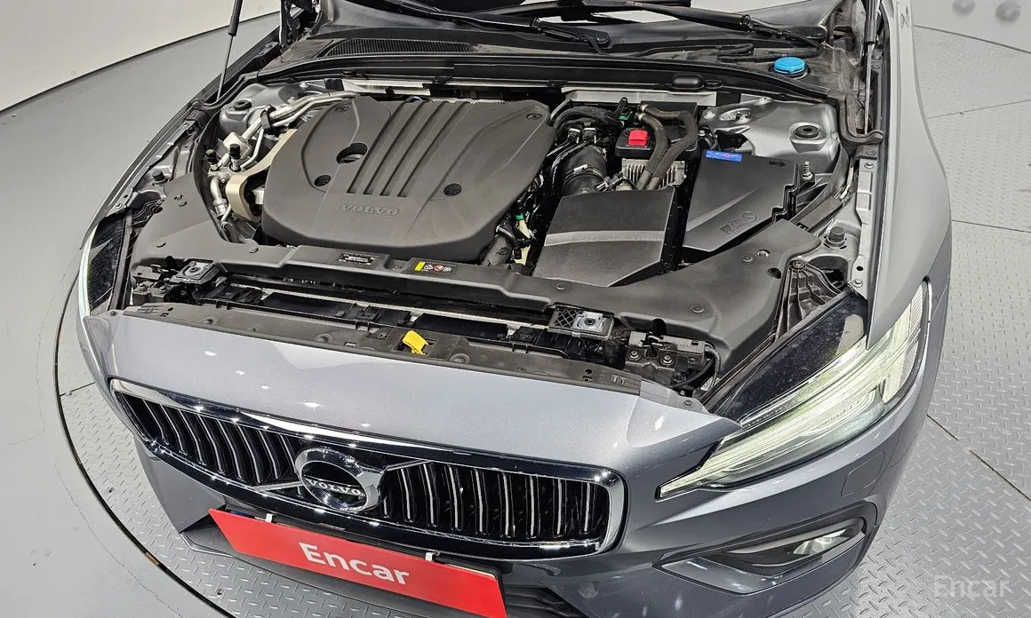 Volvo S60 2019 B5 Inscription