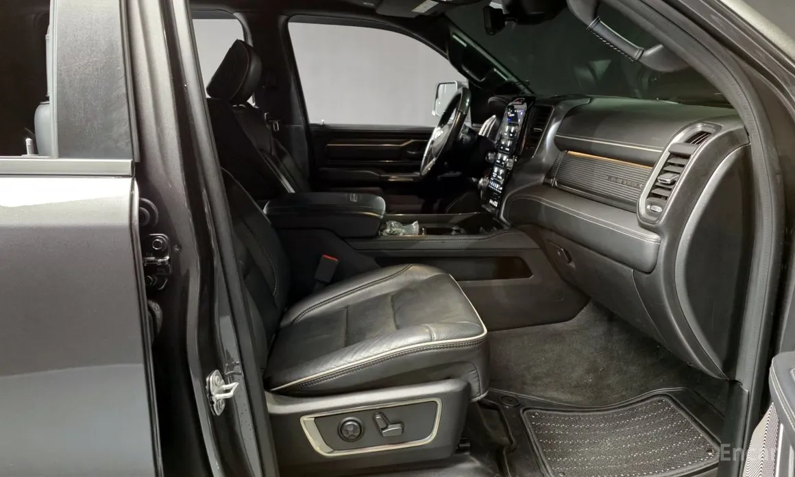 Dodge Ram Pickup 1981 5.7