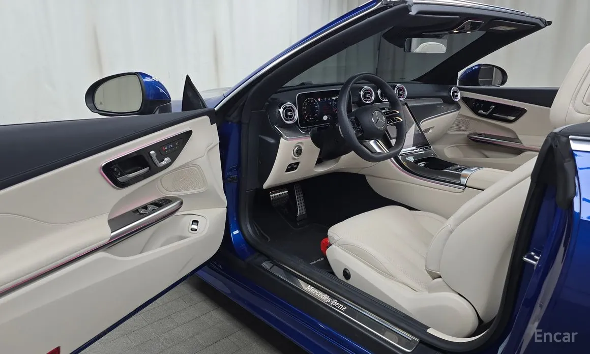 Mercedes-Benz CLE-Class 2024 CLE200 Cabriolet