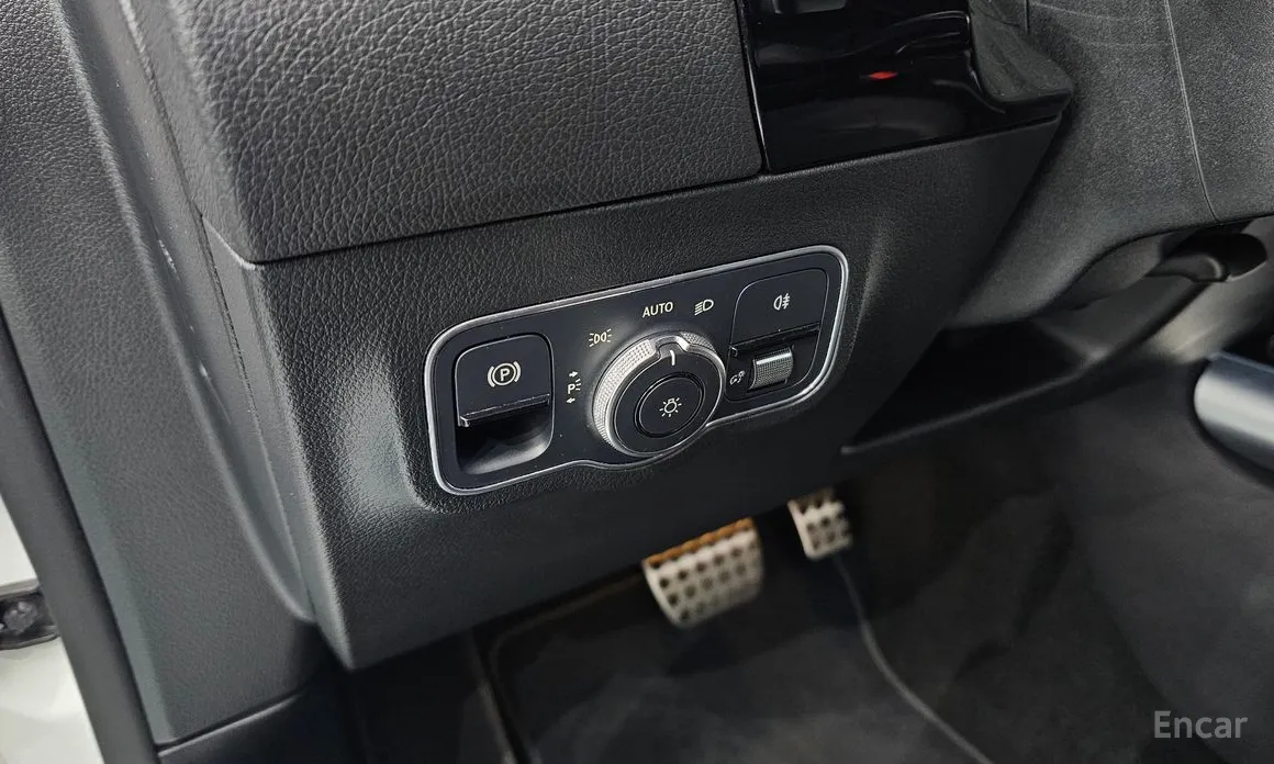 Mercedes-Benz GLA-Class 2020 GLA250 4MATIC