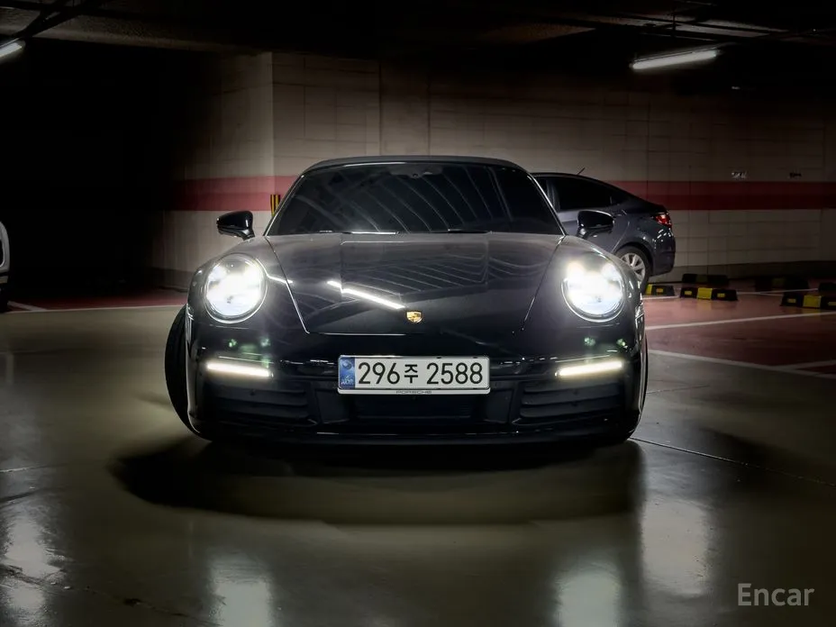 Porsche 911 2019 Carrera S Cabriolet