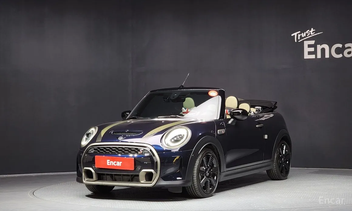 Mini Cooper Convertible 2001 Resolute Edition