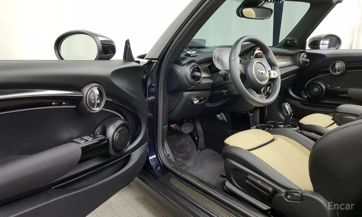 Mini Cooper Convertible 2001 Resolute Edition