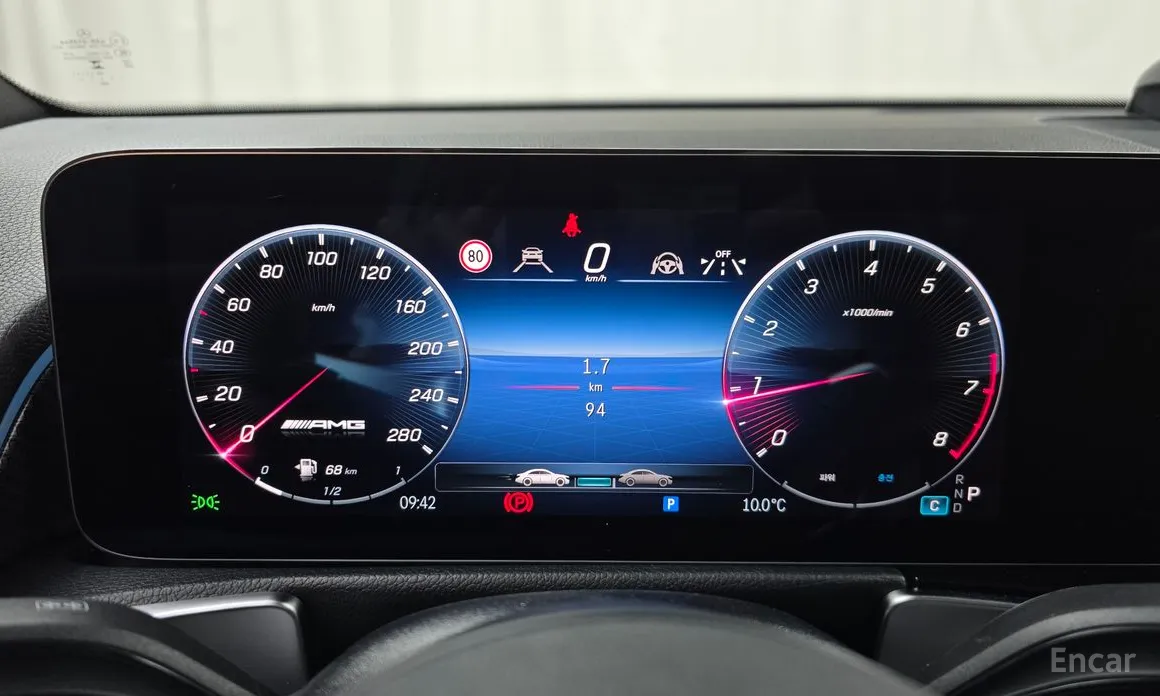 Mercedes-Benz GLB-Class 2020 AMG GLB35 4MATIC