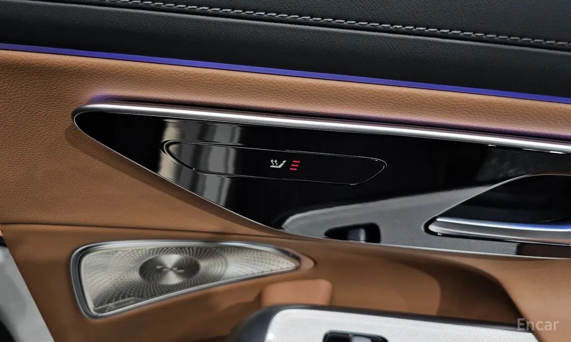 Mercedes-Benz E-Class 2024 E300 4MATIC AMG Line