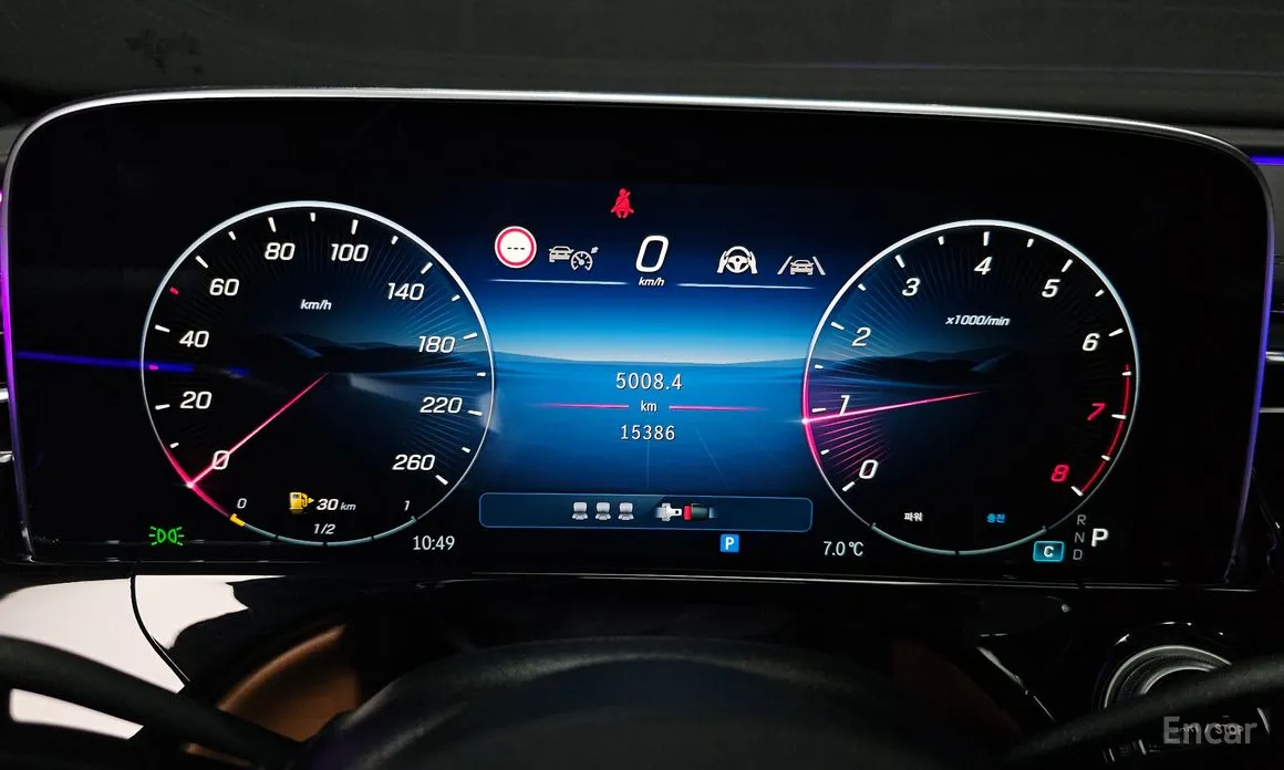 Mercedes-Benz E-Class 2024 E300 4MATIC AMG Line