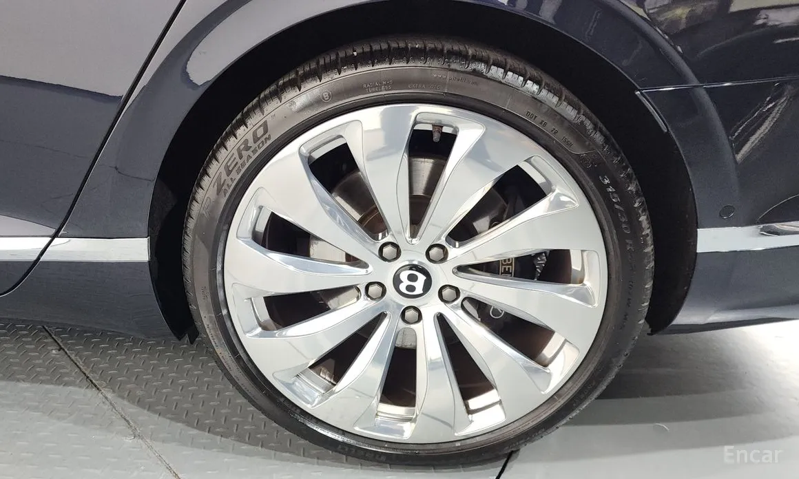 Bentley Flying Spur 2020 4.0