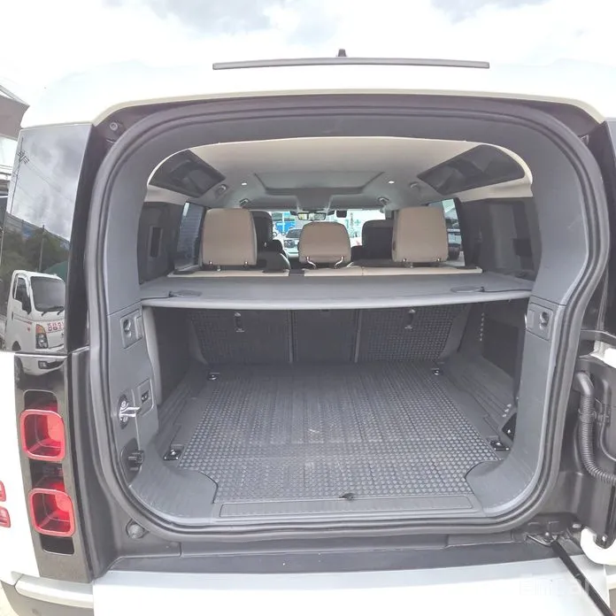 Land Rover Defender 2020 110 D300 HSE