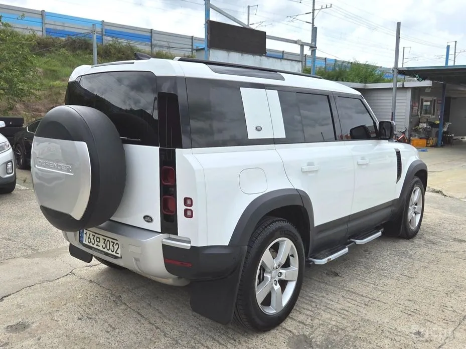 Land Rover Defender 2020 110 D300 HSE