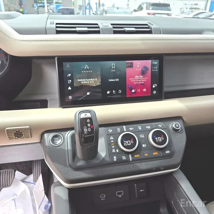 Land Rover Defender 2020 110 D300 HSE