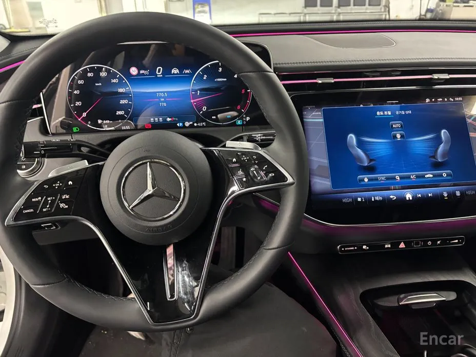 Mercedes-Benz E-Class 2024 E220d 4MATIC Exclusive