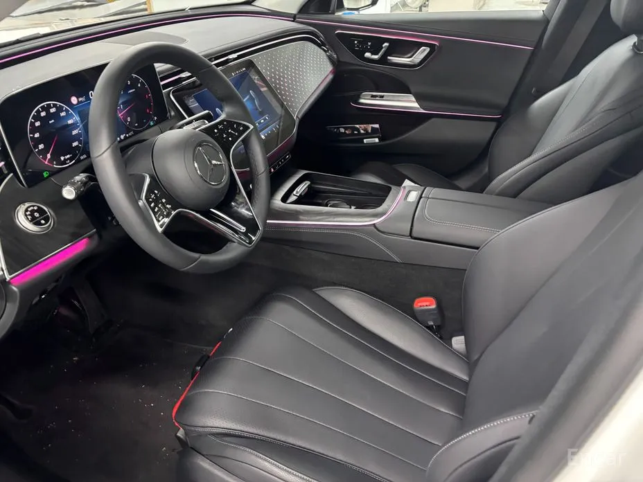 Mercedes-Benz E-Class 2024 E220d 4MATIC Exclusive