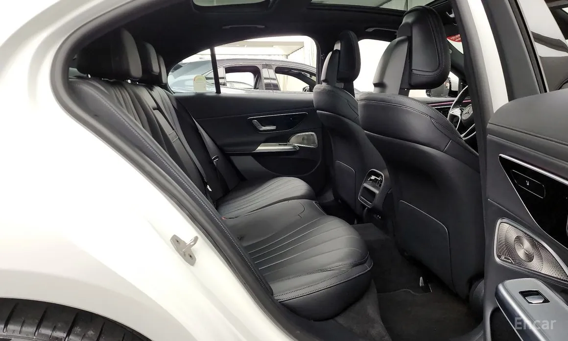 Mercedes-Benz E-Class 2024 E350e 4MATIC