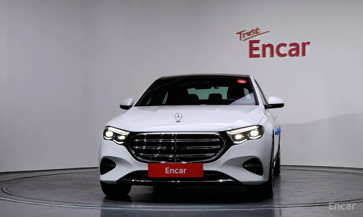 Mercedes-Benz E-Class 2024 E350e 4MATIC