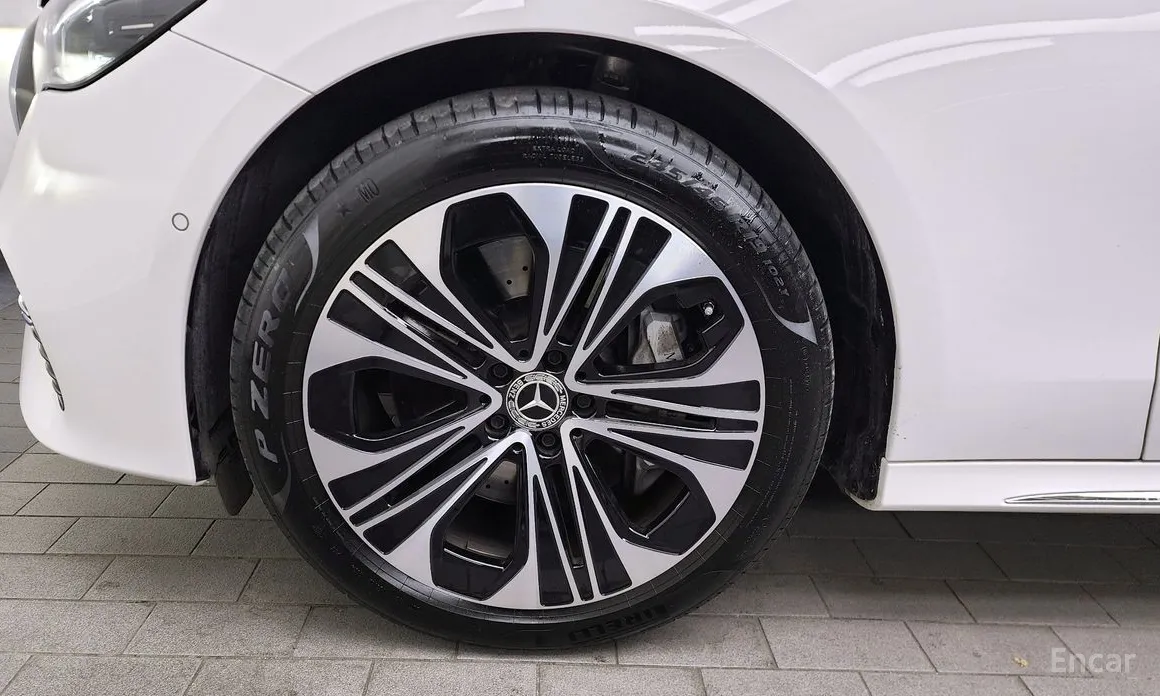 Mercedes-Benz E-Class 2024 E350e 4MATIC