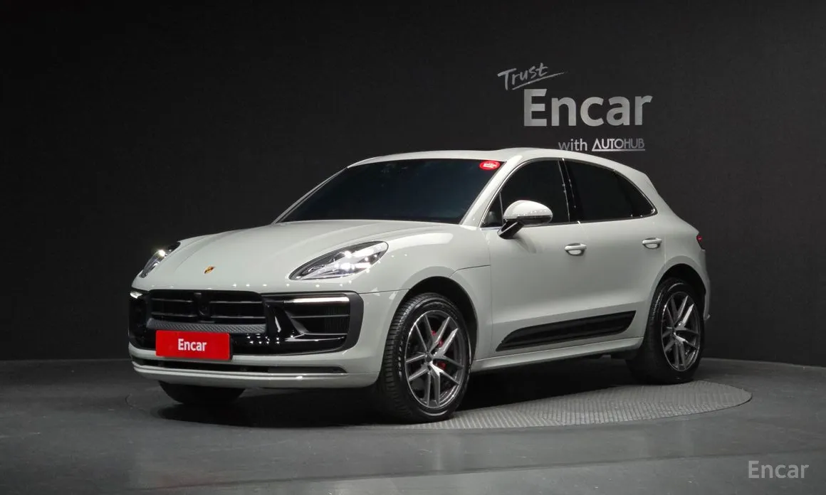 2014 Porsche Macan