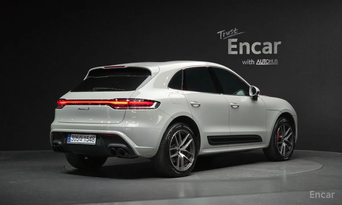2014 Porsche Macan
