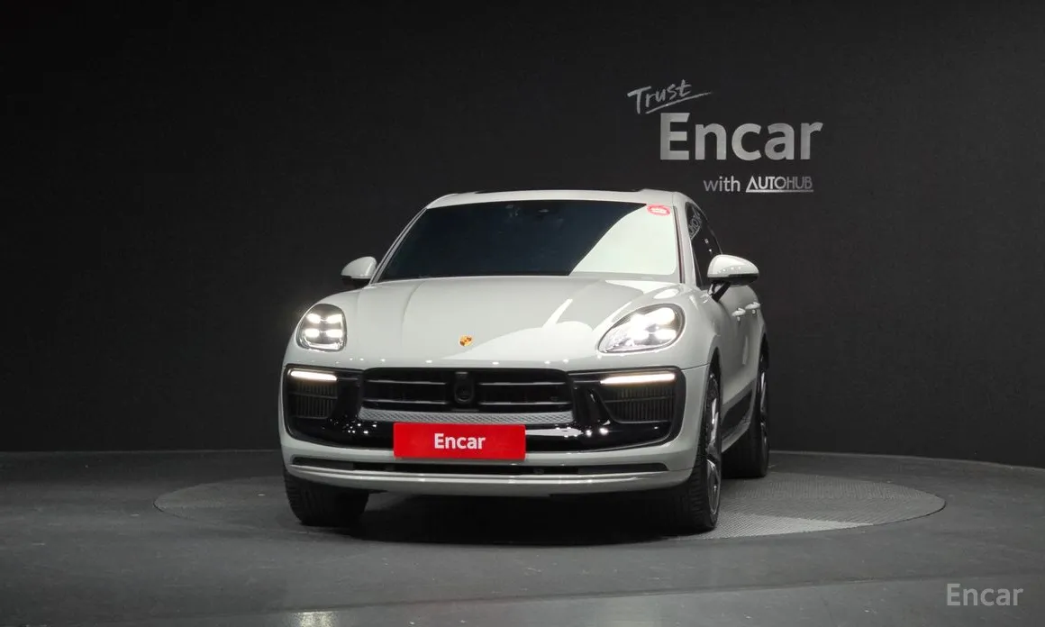2014 Porsche Macan