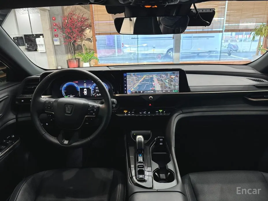 Toyota Crown 2023 2.5 4WD Hybrid