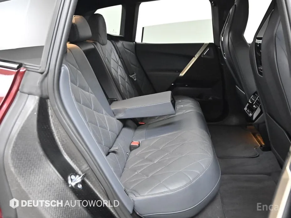 BMW iX 2021 xDrive50 Sports Plus