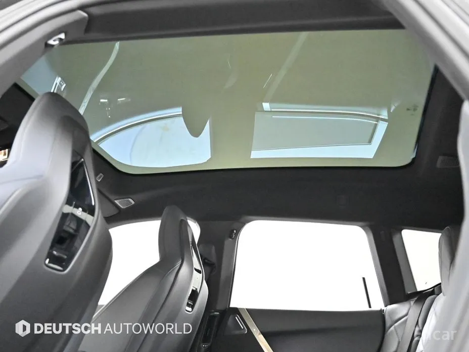 BMW iX 2021 xDrive50 Sports Plus