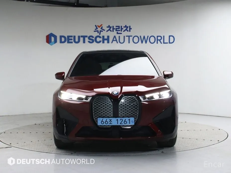 BMW iX 2021 xDrive50 Sports Plus