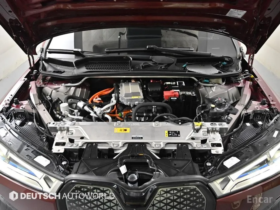 BMW iX 2021 xDrive50 Sports Plus