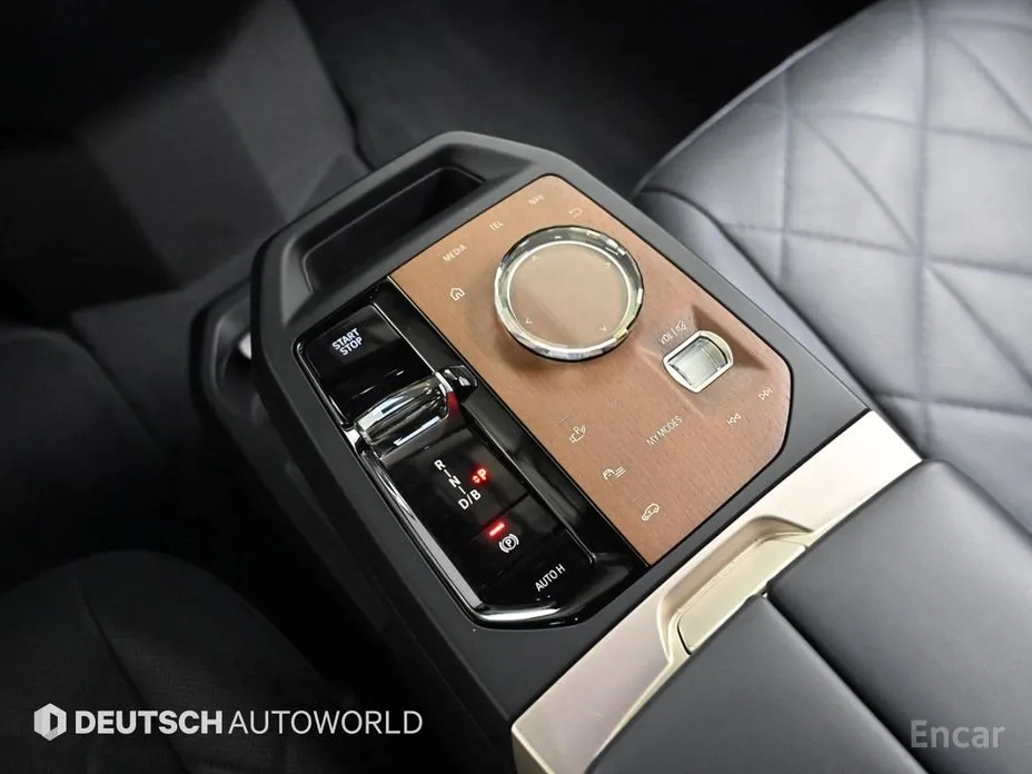 BMW iX 2021 xDrive50 Sports Plus