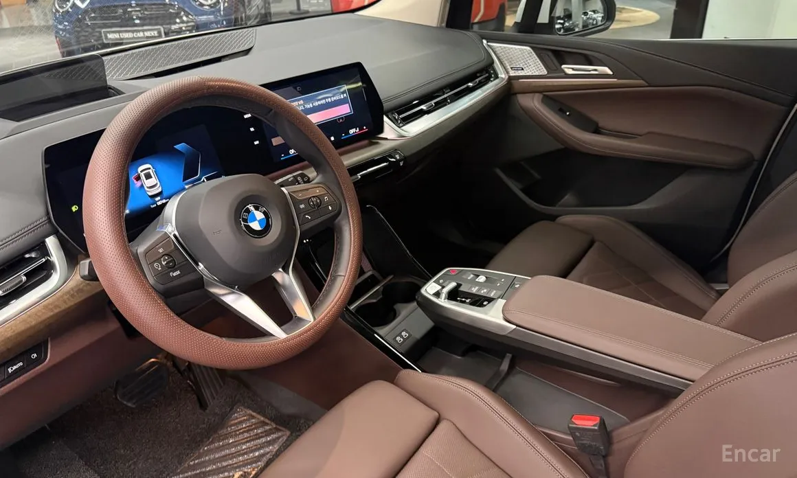 BMW 2 Series 2022 220i Luxury