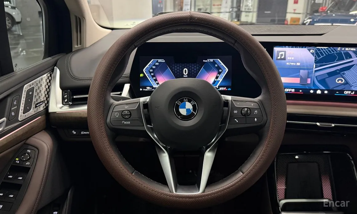 BMW 2 Series 2022 220i Luxury