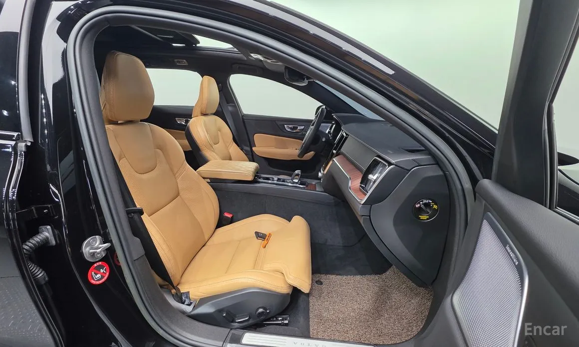 Volvo V60 2019 B5 Pro AWD