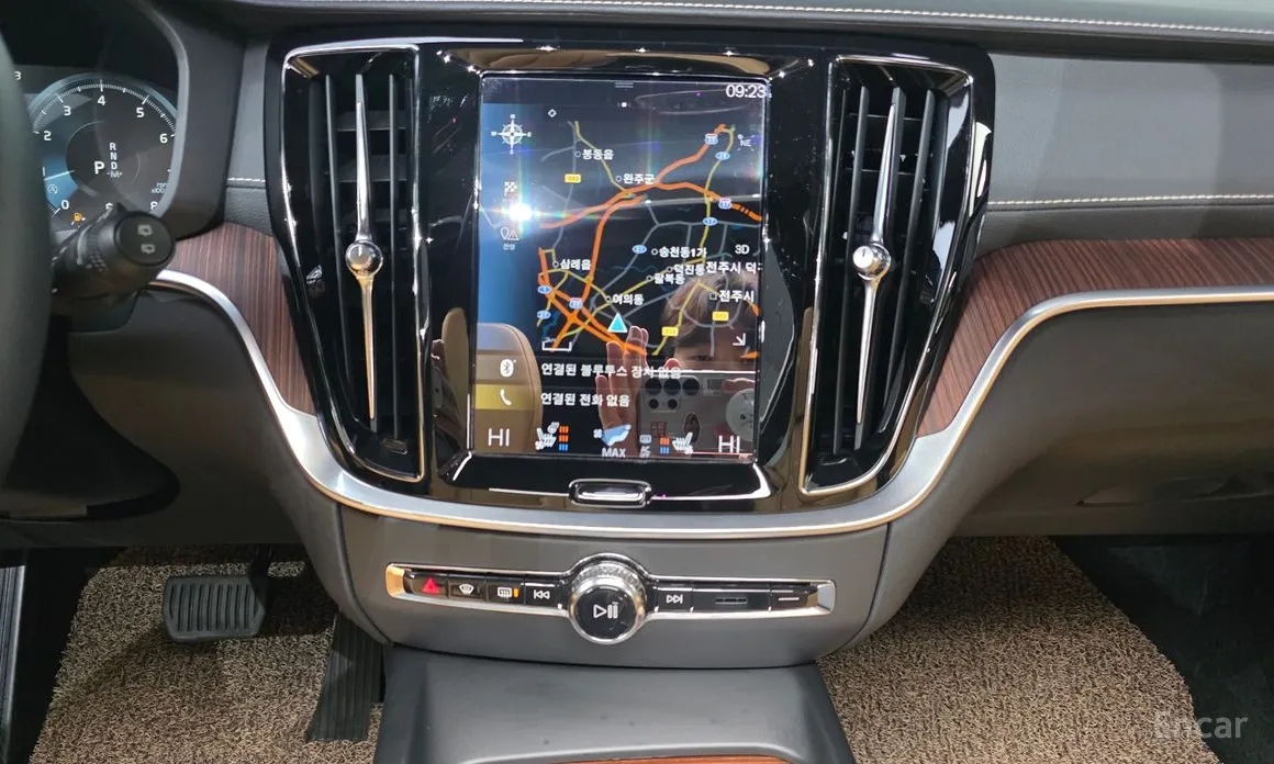 Volvo V60 2019 B5 Pro AWD