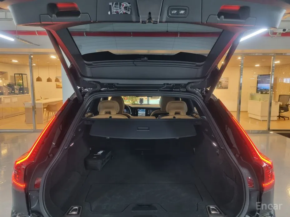 Volvo V90 2017 B5 Ultimate AWD