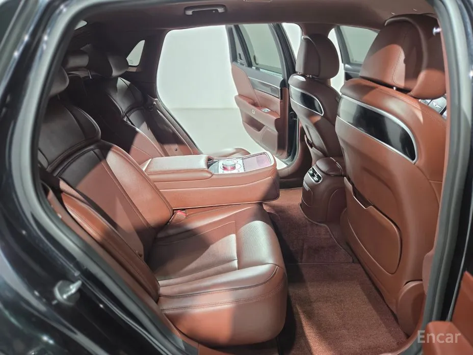 Genesis G90 2021 Gasoline 3.5 Turbo AWD