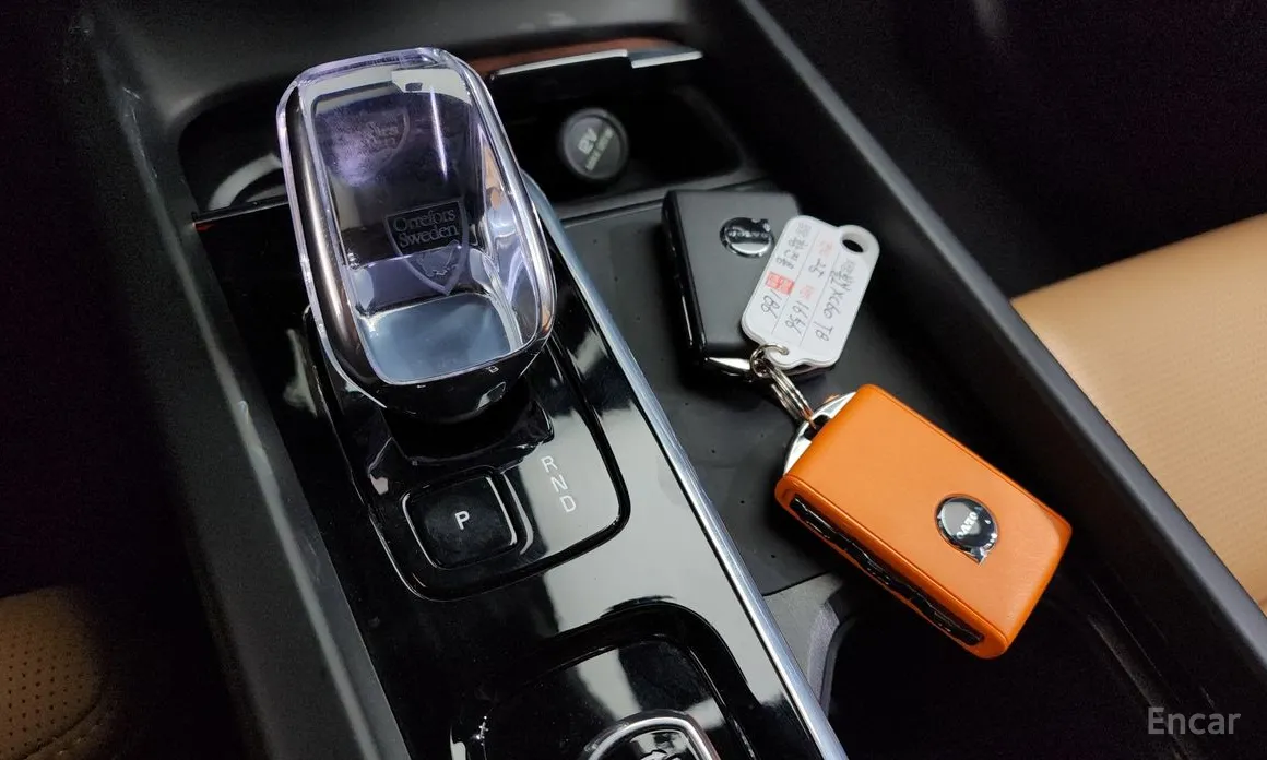 Volvo XC60 2017 T8 Ultra Bright