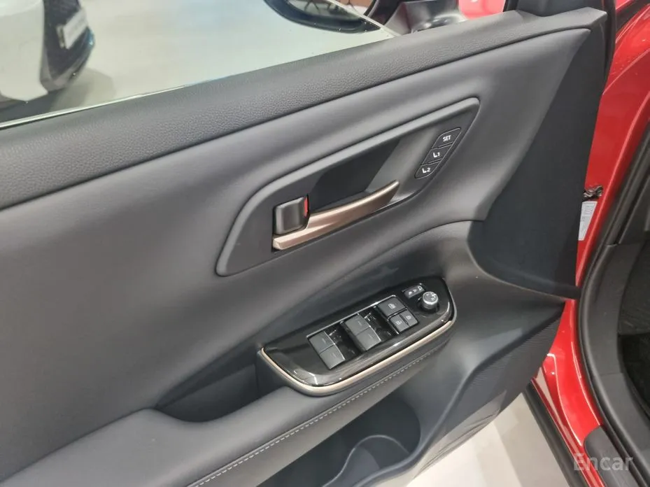 Toyota Crown 2023 2.4 4WD Dual Boost HYbrid