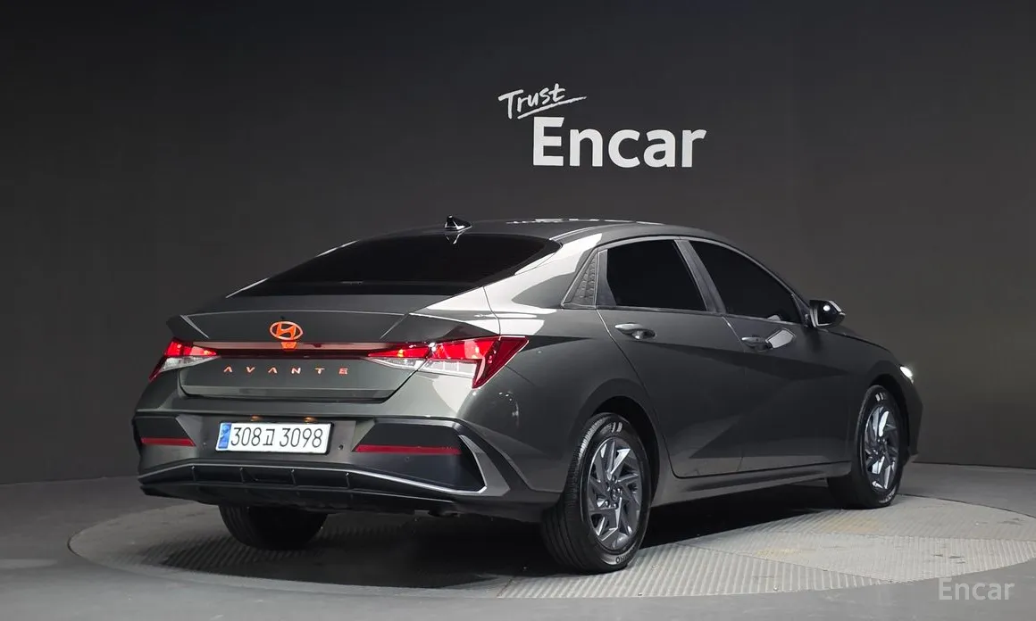 Hyundai Avante 2023 Modern
