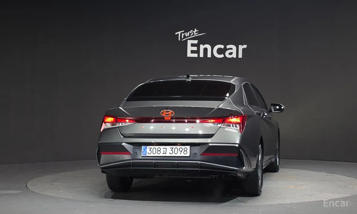 Hyundai Avante 2023 Modern