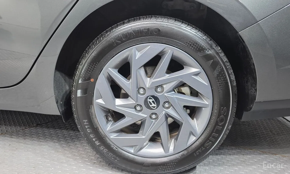 Hyundai Avante 2023 Modern