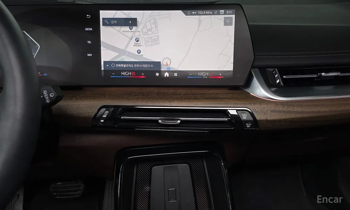 BMW 2 Series 2022 220i Luxury