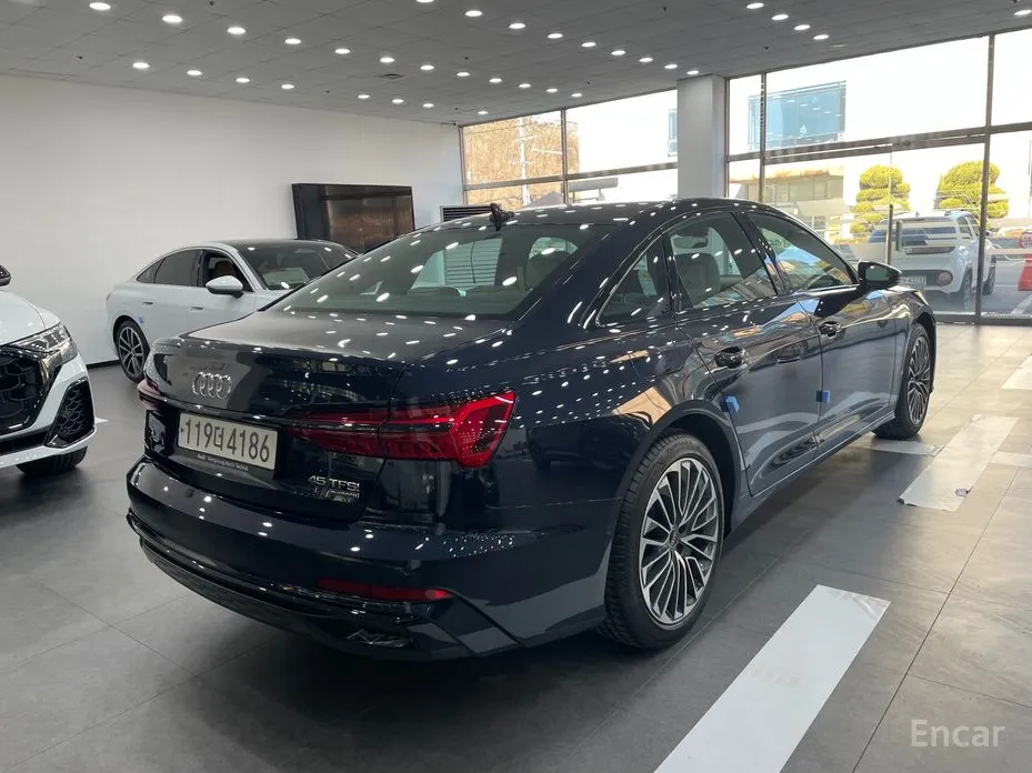 Audi A6 2019 45 TFSI Quattro Premium