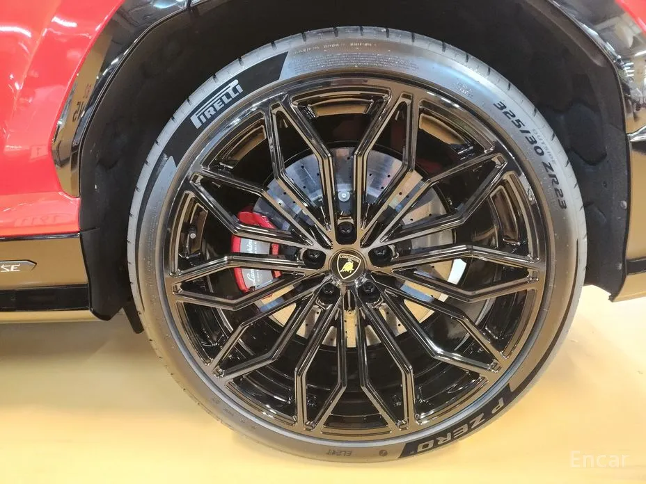 Lamborghini Urus 2018 4.0 V8 SE